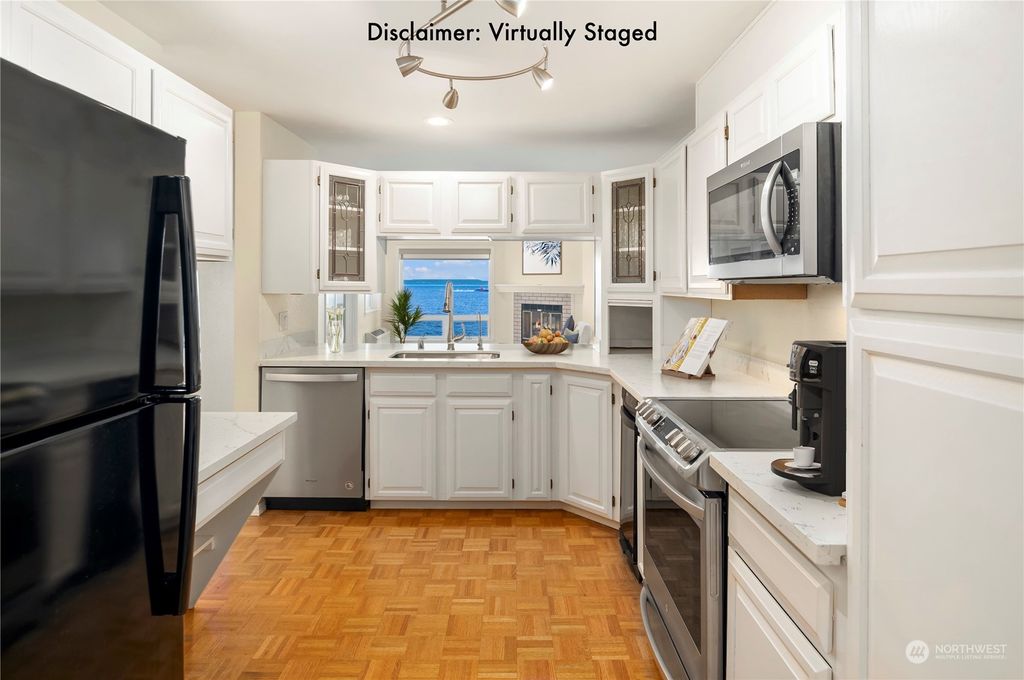 Photo of 1526 Alki Avenue SW #305, Seattle, WA 98116 (MLS # 2174037)