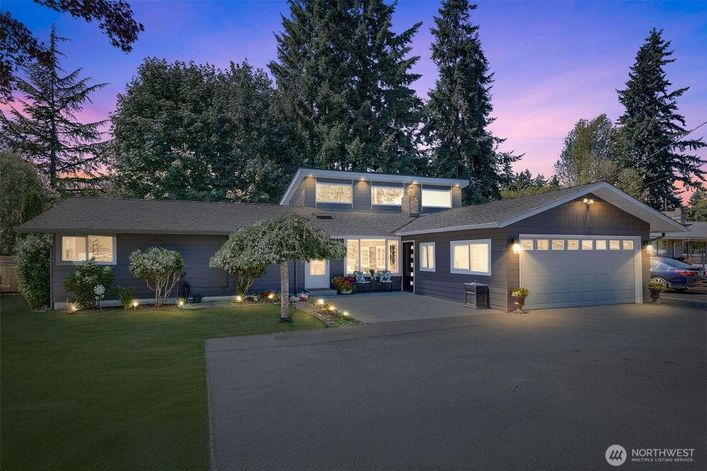 Photo of 20932 3rd Avenue W, Lynnwood, WA 98036 (MLS # 2413991)