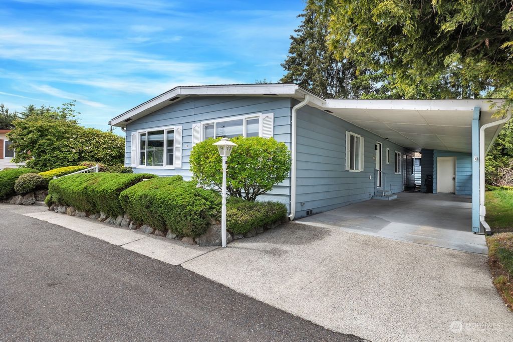 Photo of 2500 Alder Street #13, Milton, WA 98354 (MLS # 2236412)