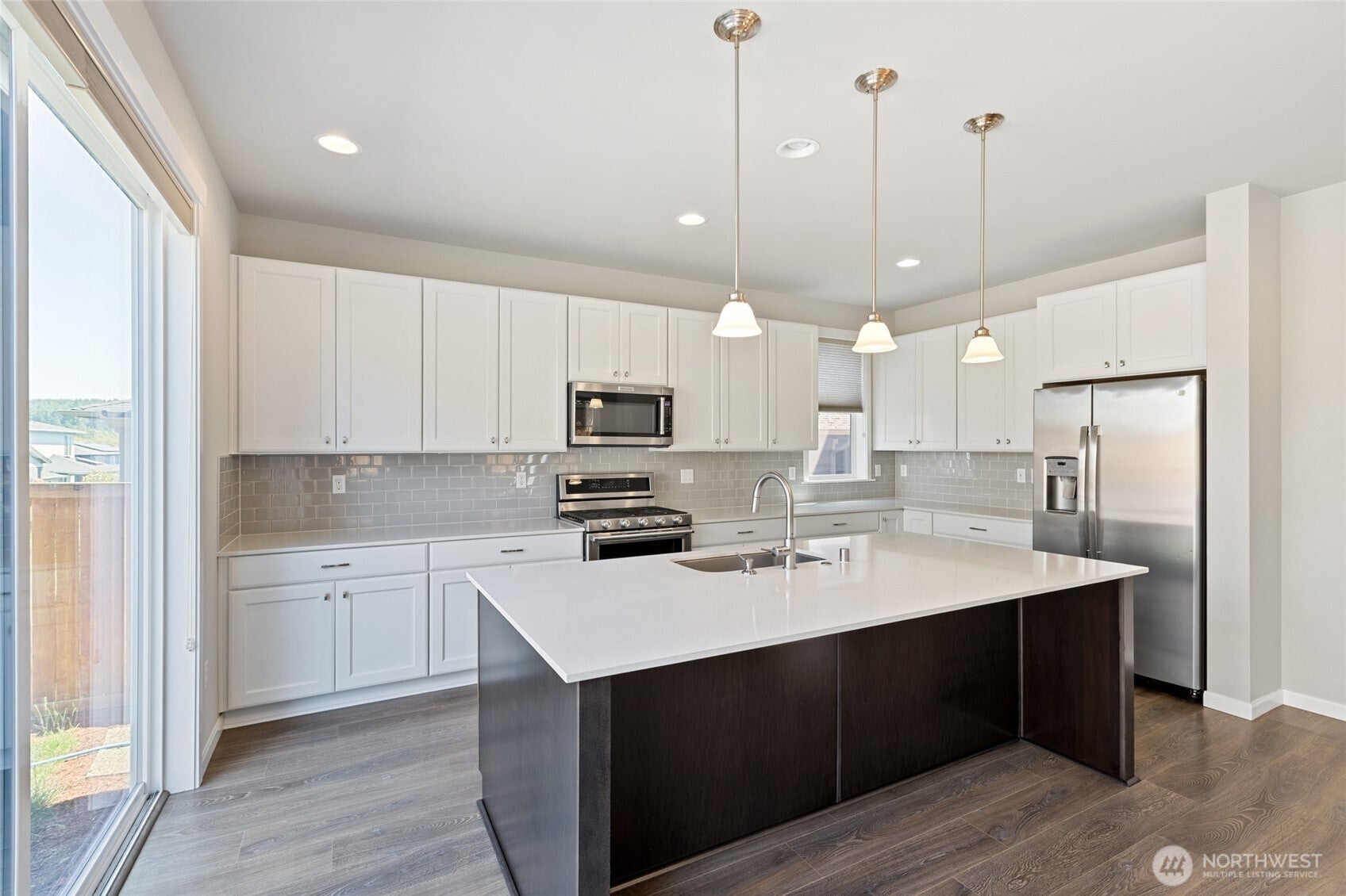 2412 NE Boulderstone Court