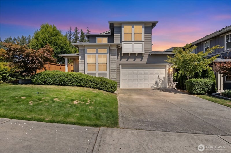 2412 NE Boulderstone Court