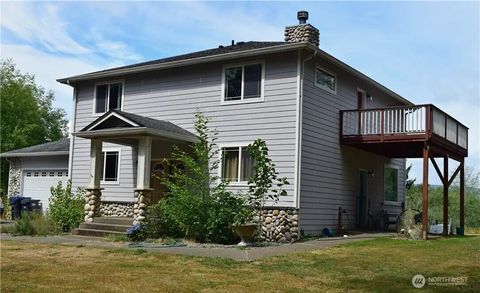 Photo of 2929 S fORK Road, Raymond, WA 98577 (MLS # 2461046)