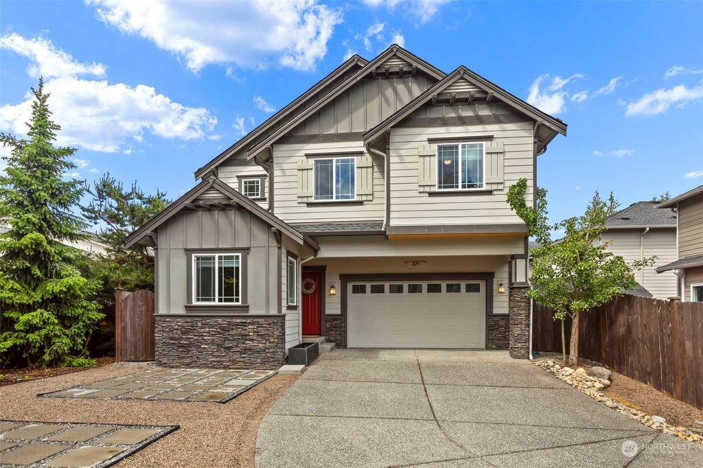 Photo of 229 157th Place SW, Lynnwood, WA 98087 (MLS # 2244628)