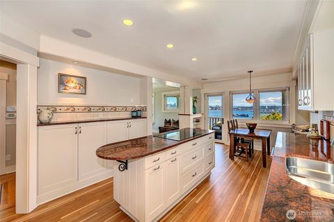 Tiny photo for 1712 Arch Avenue SW, Seattle, WA 98116 (MLS # 2514523)