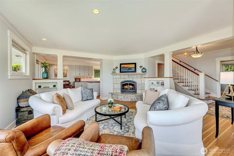 Tiny photo for 1712 Arch Avenue SW, Seattle, WA 98116 (MLS # 2514523)