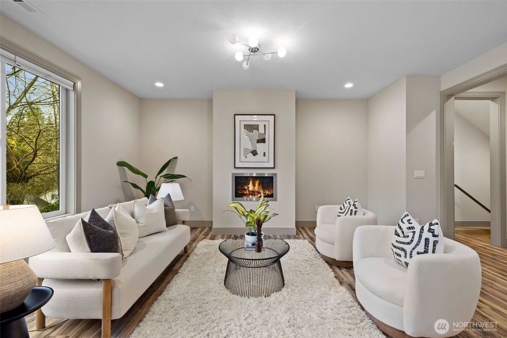 Photo of 14118 74th Court NE #10, Kirkland, WA 98034 (MLS # 2530604)