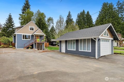 2122 N 128th Street Seattle WA 98133