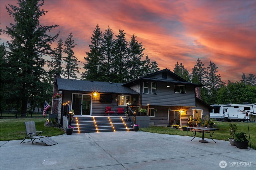 Photo of 18809 SE 292nd Place, Kent, WA 98042 (MLS # 2388847)