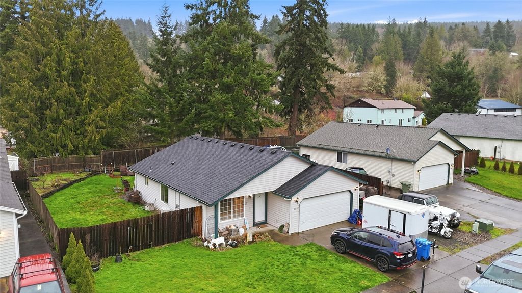 Photo of 1040 Ashland St, Kalama, WA 98625 (MLS # 2466485)