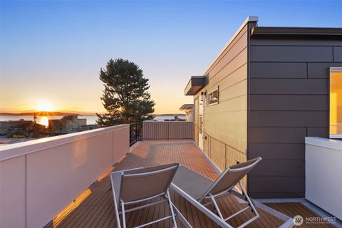 4123 Chilberg Avenue SW Seattle WA 98116