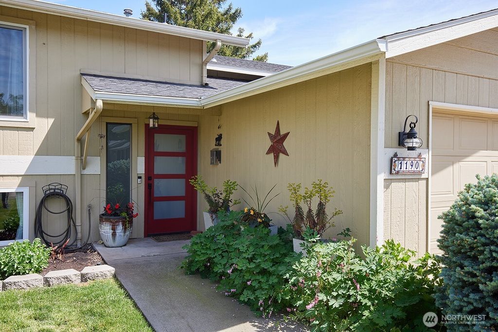 Photo of 1190 Lancer DR, Walla Walla, WA 99362 (MLS # 2518935)