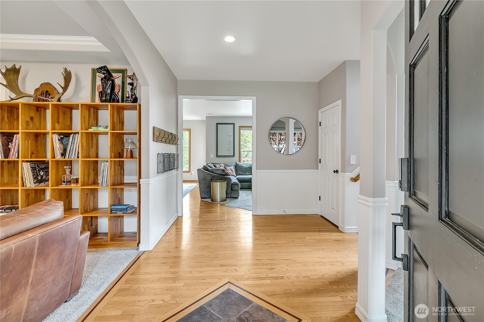 18724 3rd Street E