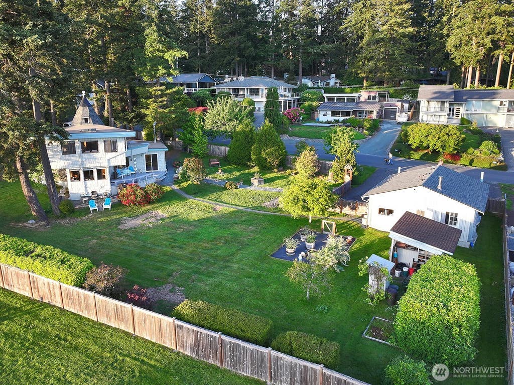 Photo of 5536 Mutiny Sands Road, Freeland, WA 98249 (MLS # 2532919)