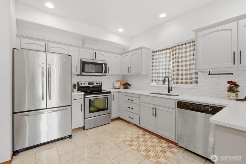 1603 94th Drive SE B