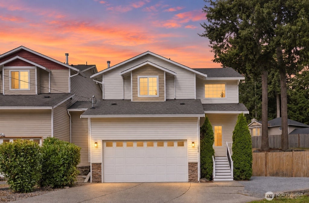 Photo of 1603 94th Drive SE #B, Lake Stevens, WA 98258 (MLS # 2582999)