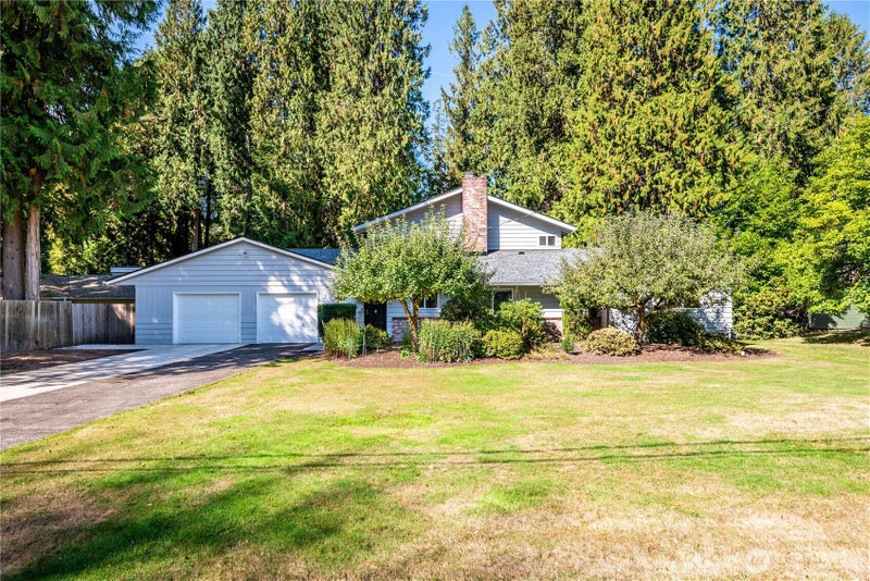 2949 Laurel Road
