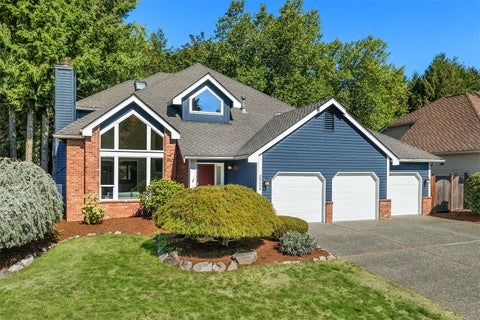 Photo of 26038 SE 38th Street, Sammamish, WA 98029 (MLS # 2597079)