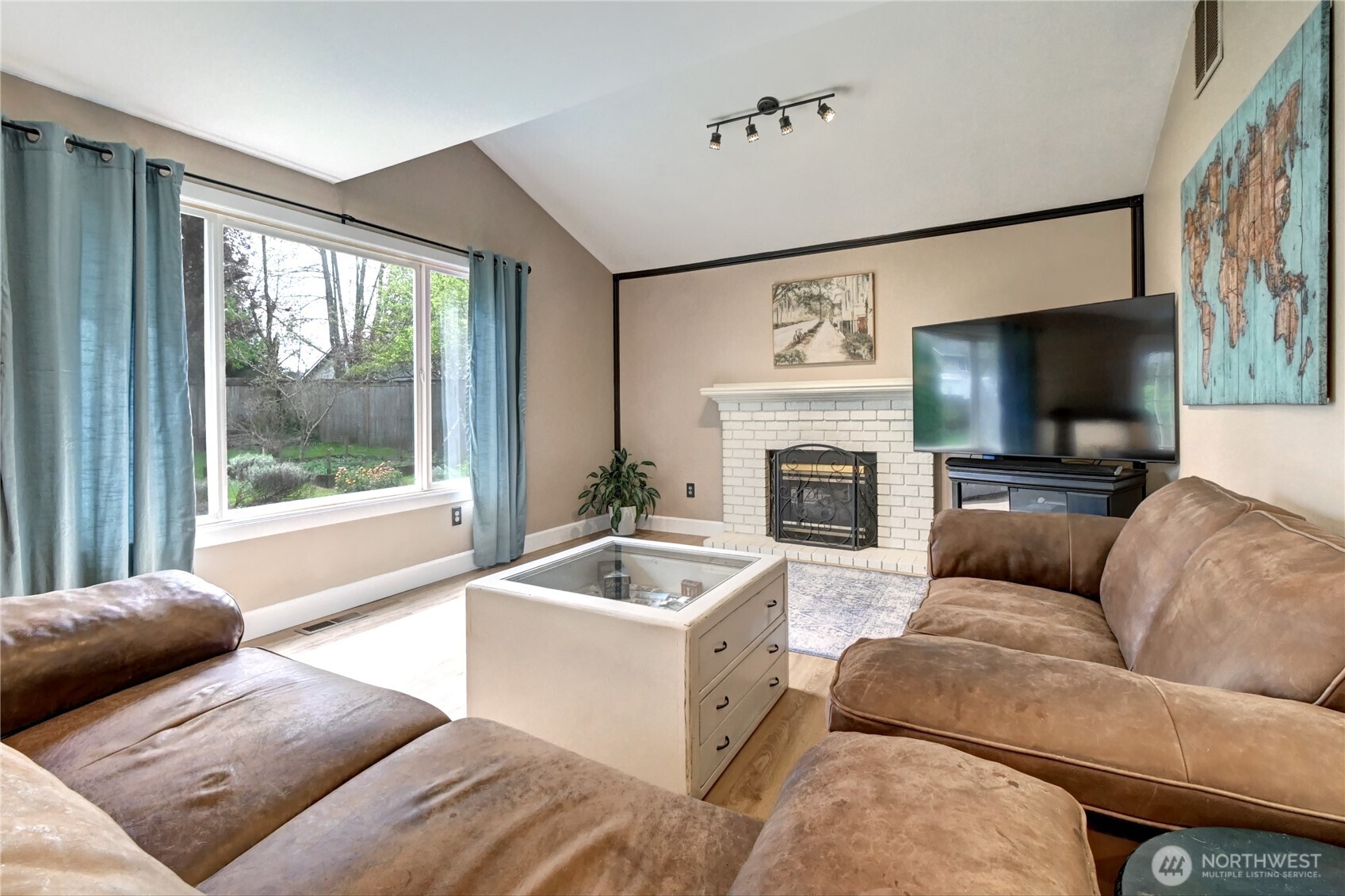 11404 30th Street NE