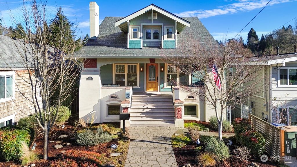 Photo of 416 30th Avenue E, Seattle, WA 98112 (MLS # 2325829)