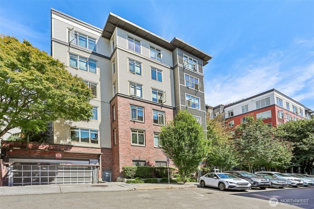 Photo of 1610 Belmont Avenue #515, Seattle, WA 98122 (MLS # 2591731)