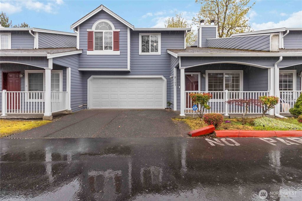 Photo of 10513 SE 250th Place #F103, Kent, WA 98030 (MLS # 2509967)