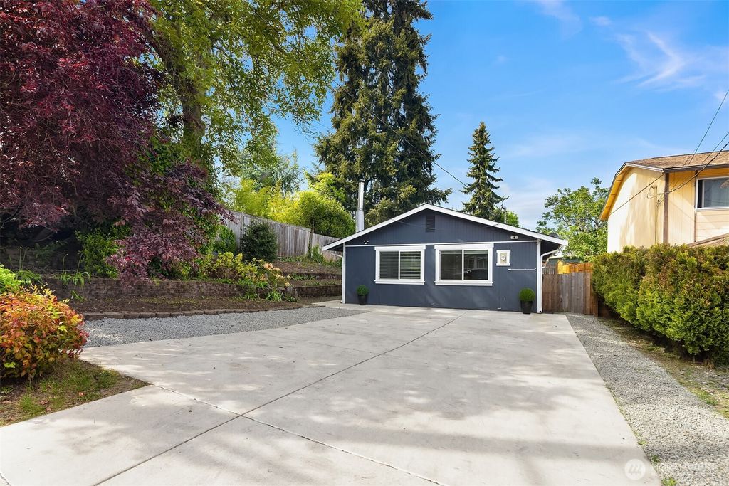 Photo of 3912 S Orcas Street, Seattle, WA 98118 (MLS # 2521070)