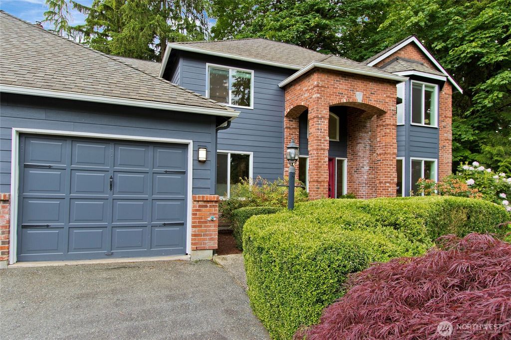 Photo of 16437 241st Avenue SE, Issaquah, WA 98027 (MLS # 2438416)