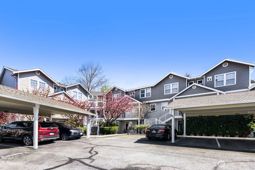 Photo of 5400 Harbour Pointe Boulevard #G104, Mukilteo, WA 98275 (MLS # 2509509)