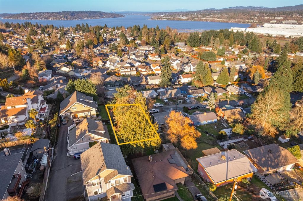 Photo of 8519 S 123rd Pl., Seattle, WA 98178 (MLS # 2473145)