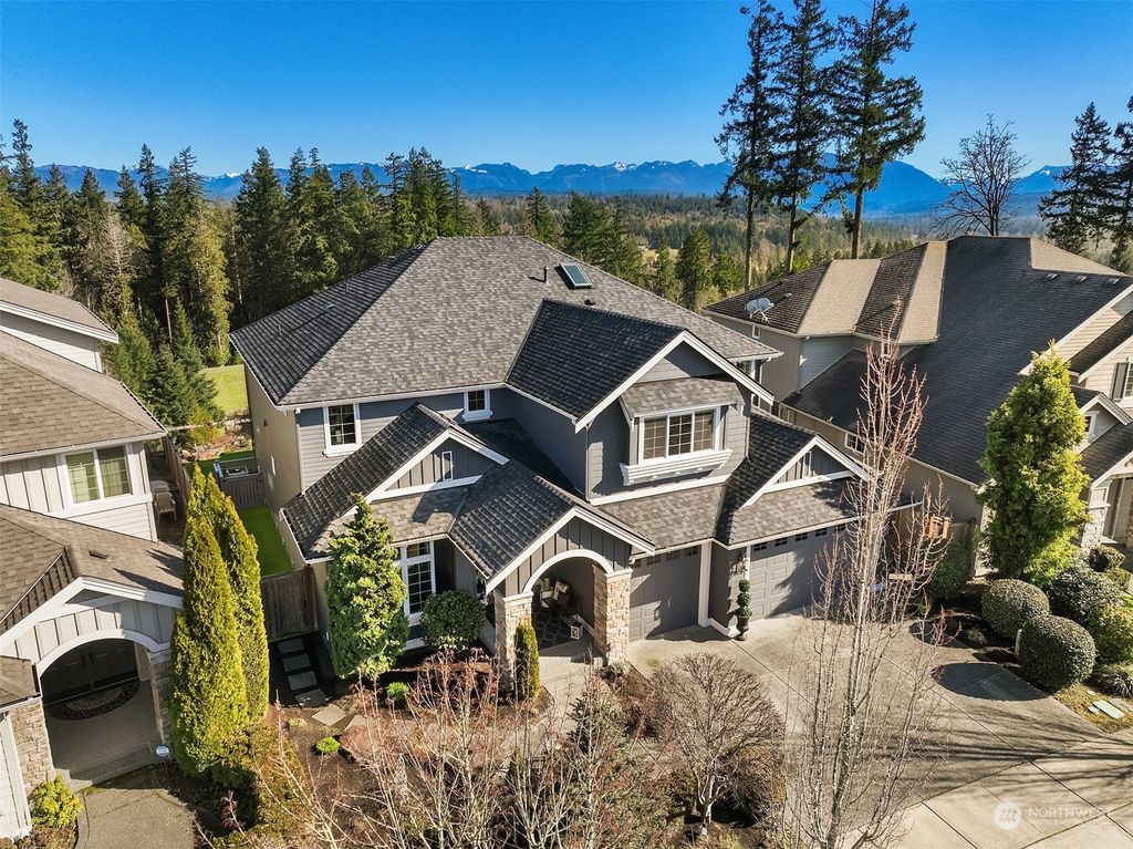 Photo of 1670 273rd Place SE, Sammamish, WA 98075 (MLS # 2202714)