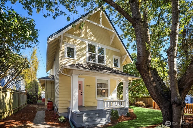 6702 20th Avenue NW, Seattle