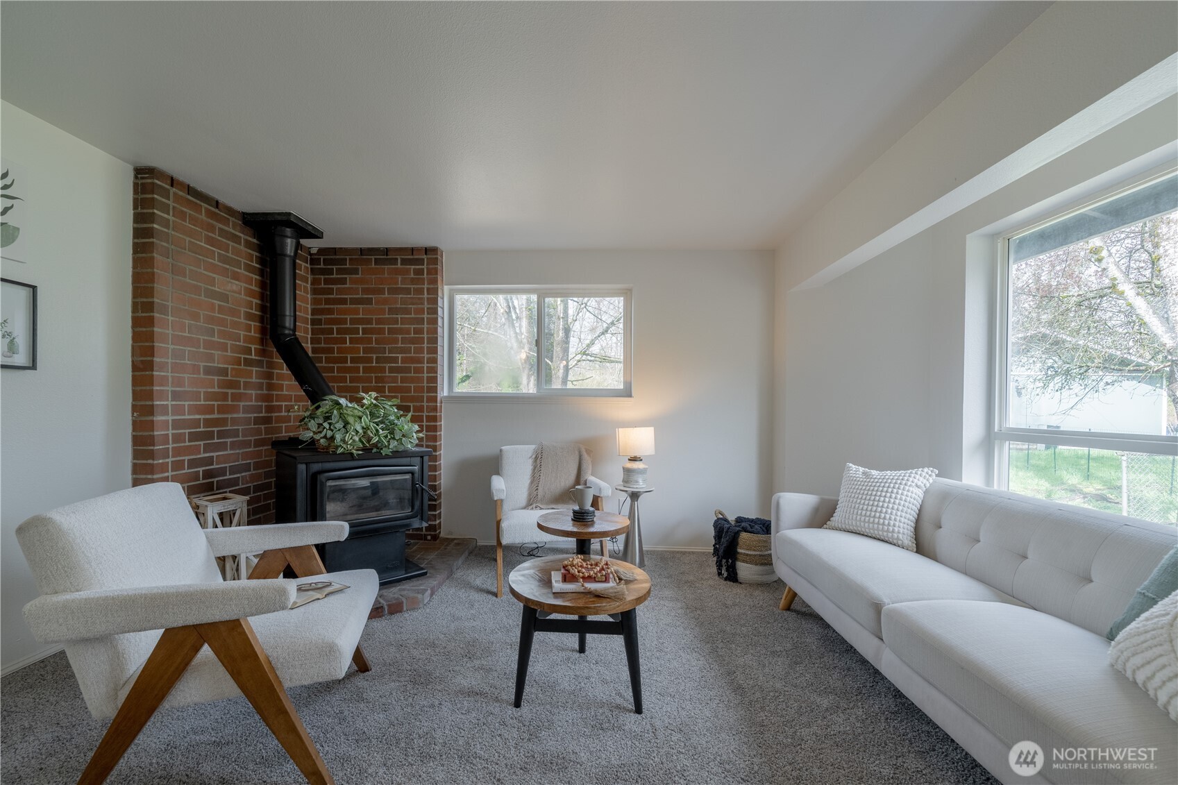 120 W Lewis Avenue