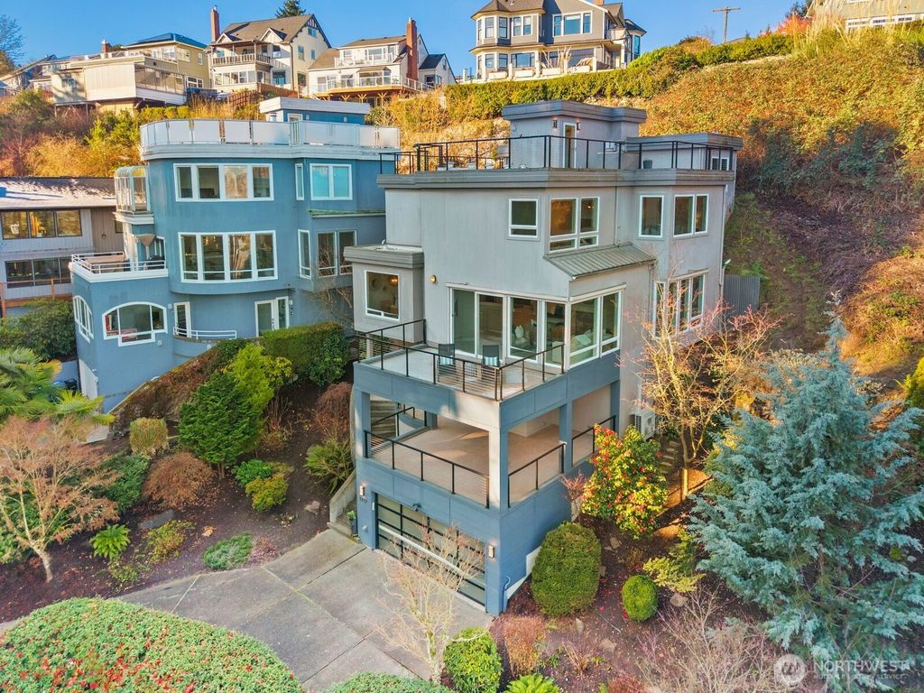 Photo of 1717 Ferry Avenue SW, Seattle, WA 98116 (MLS # 2469314)