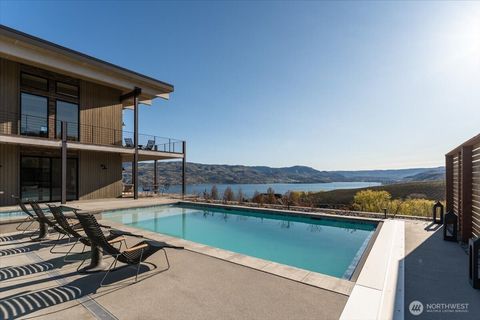 Photo of 140 Clos Chevalle Road, Chelan, WA 98816 (MLS # 2498731)