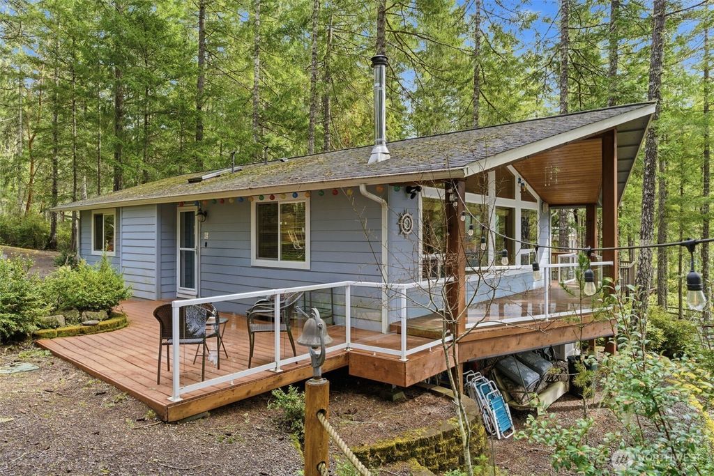 Photo of 551 NE Lakeshore Drive S, Tahuya, WA 98588 (MLS # 2493875)