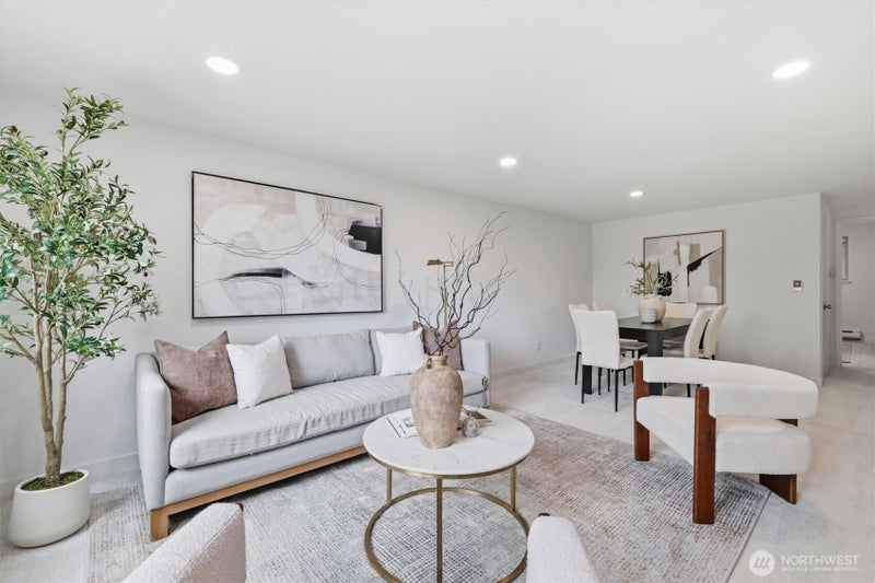 3834 175th Avenue NE E44