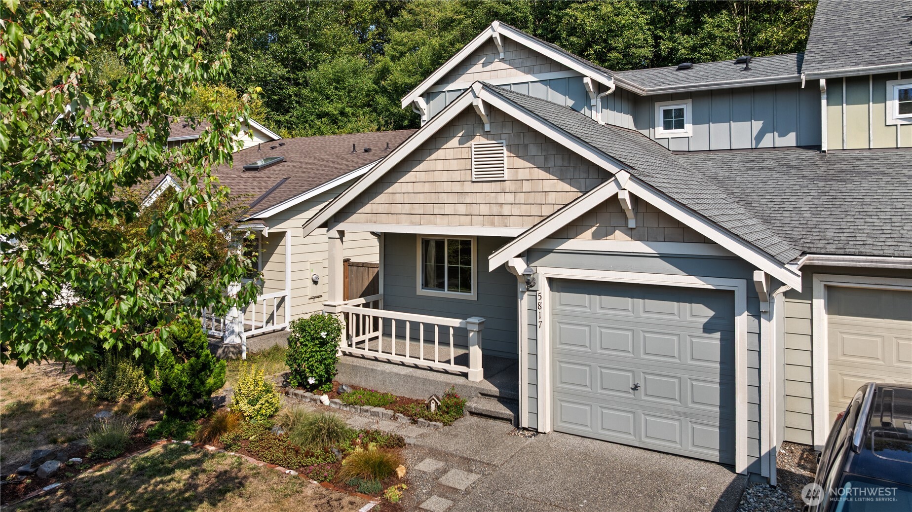 5817 Acclaimation Street E