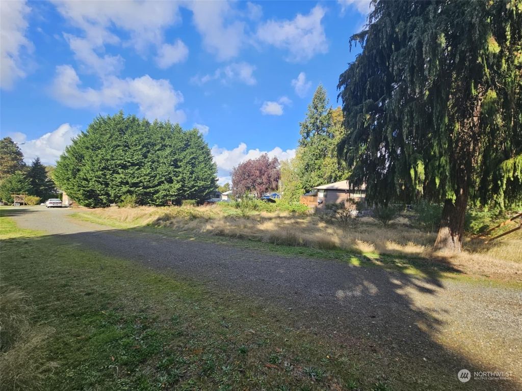 Photo of 13307 24th Avenue S, SeaTac, WA 98168 (MLS # 2305268)