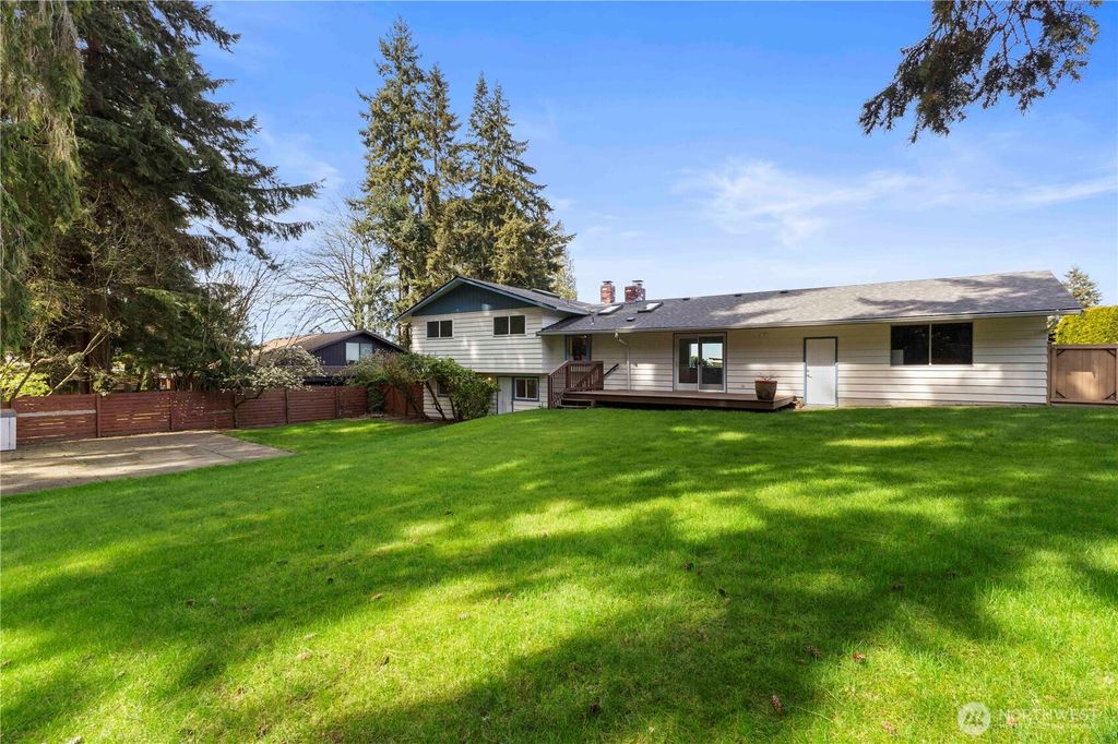 Photo of 741 S 295th Place, Federal Way, WA 98003 (MLS # 2502597)