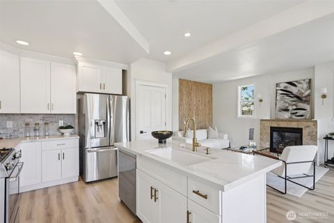 Photo of 1701 9th Street #A, Marysville, WA 98270 (MLS # 2424997)