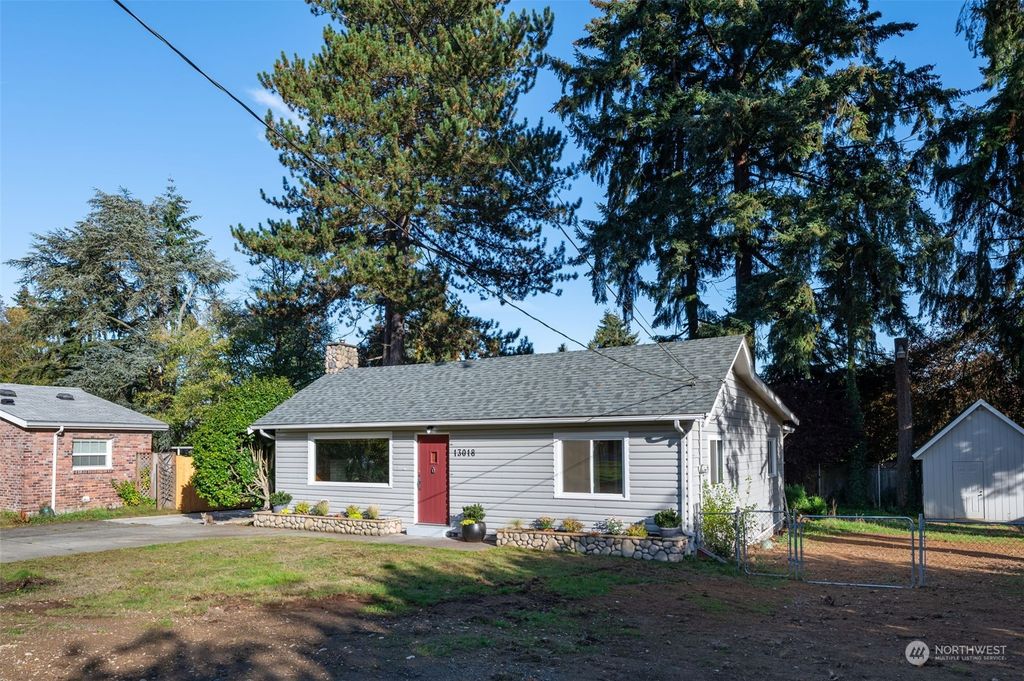 Photo of 13018 2nd Avenue S, Burien, WA 98168 (MLS # 2309644)