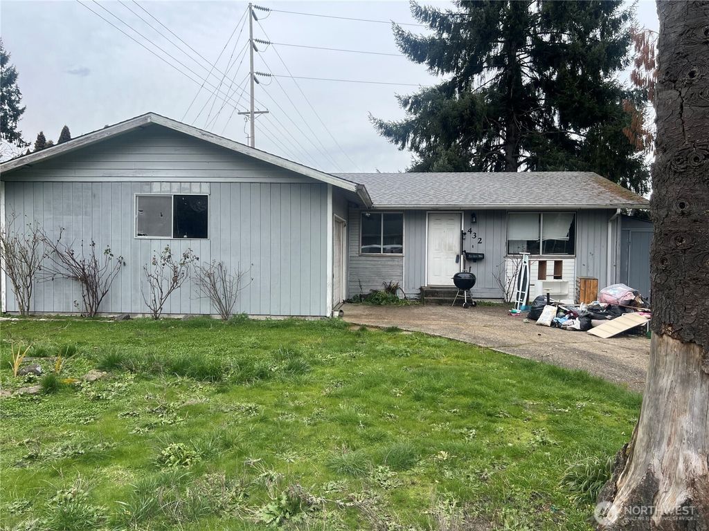 Photo of 432 Diane Street SW, Castle Rock, WA 98611 (MLS # 2472750)