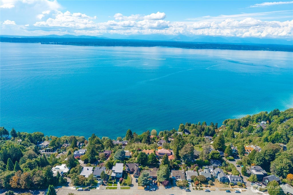 Photo of 3233 Magnolia Boulevard W, Seattle, WA 98119 (MLS # 2576108)
