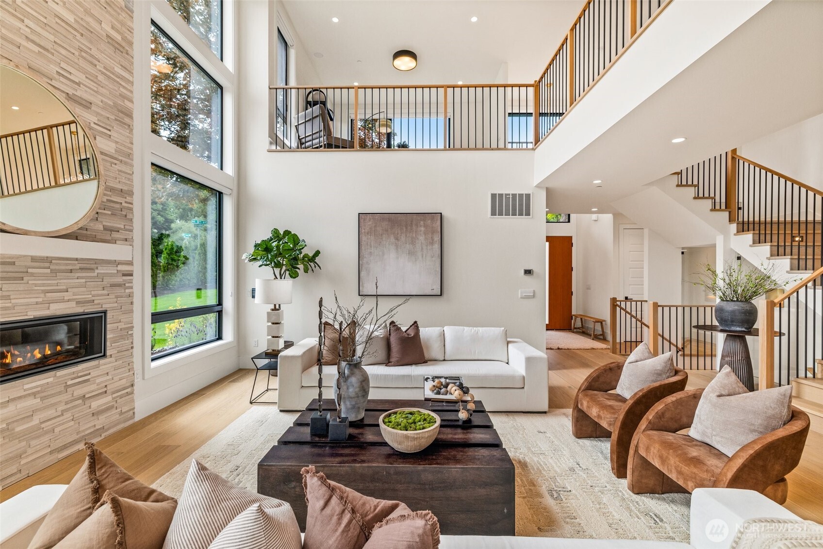 8458 NE 9th Street