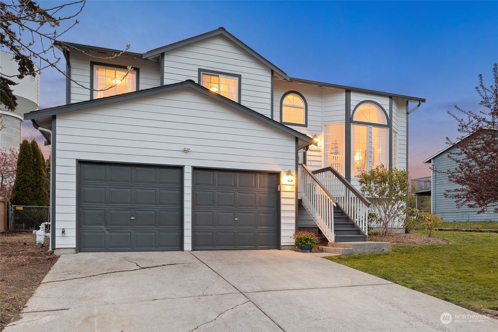 Photo of 27828 74th Avenue NW, Stanwood, WA 98292 (MLS # 2206010)