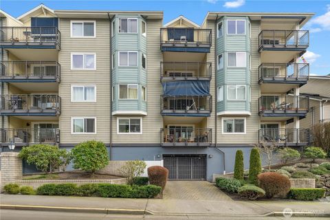 Photo of 8720 Phinney Avenue #11, Seattle, WA 98103 (MLS # 2482069)