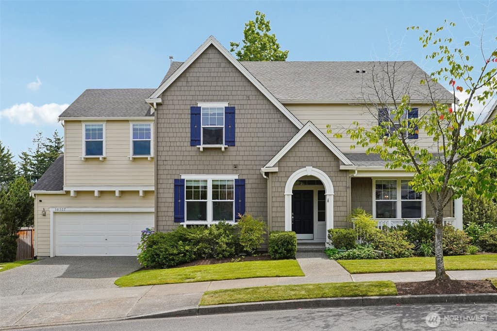 Photo of 36307 SE Isley St ST, Snoqualmie, WA 98065 (MLS # 2544834)