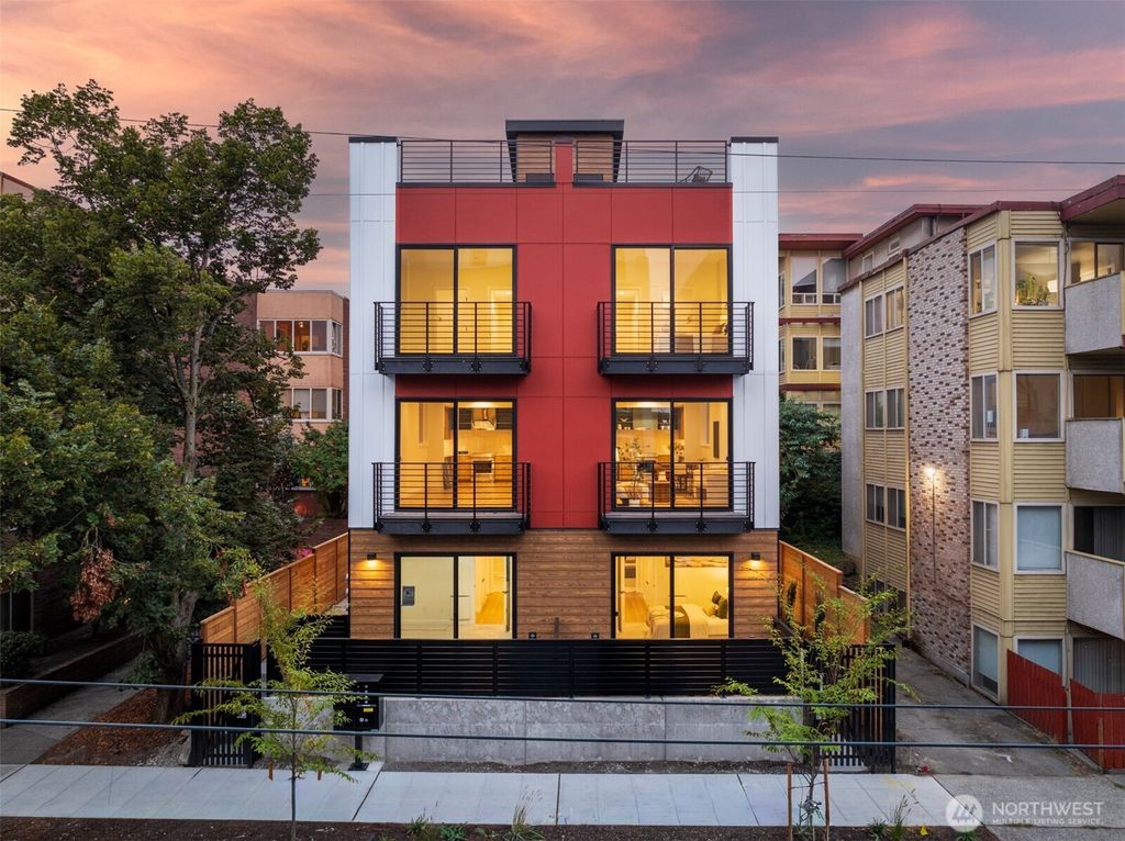 Photo of 318 A Bellevue Avenue E, Seattle, WA 98102 (MLS # 2445506)
