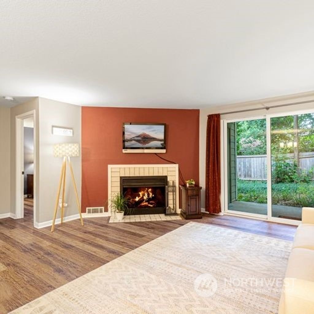 Photo of 8218 126th Avenue NE #E14, Kirkland, WA 98033 (MLS # 2143068)