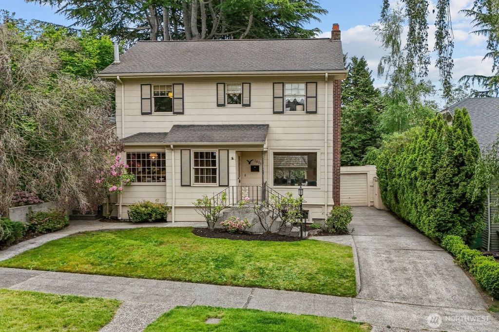 Photo of 1875 E Hamlin Street, Seattle, WA 98112 (MLS # 2530224)
